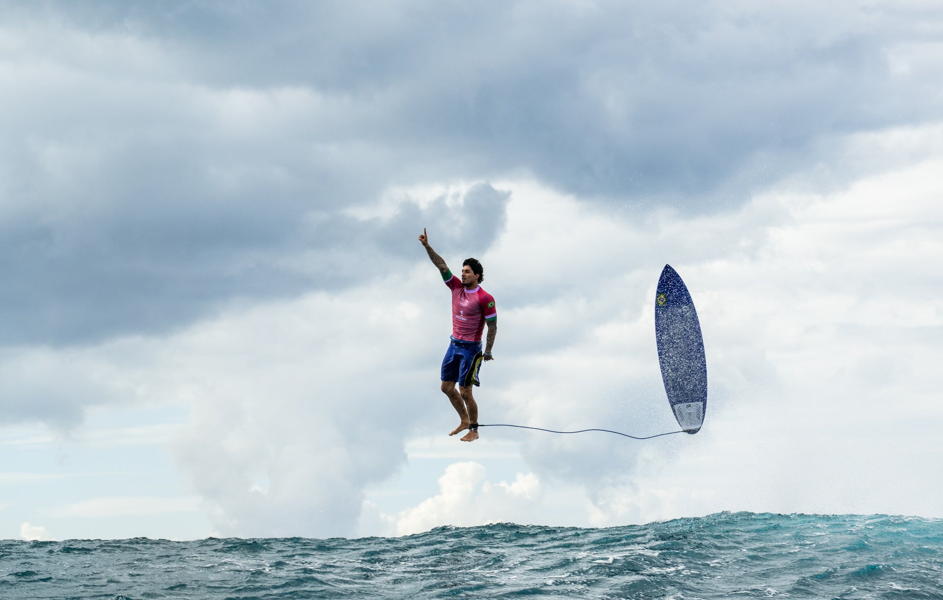 Main image The Golden Moment